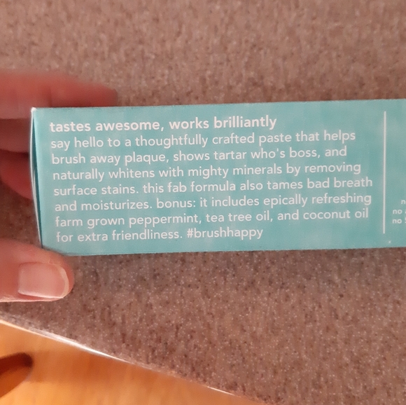 Hello Toothpaste Bundle - Picture 12 of 15